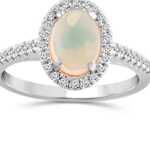 Meet your Posher, Aisha